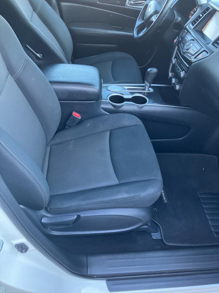 Nissan Pathfinder S 2WD 2019