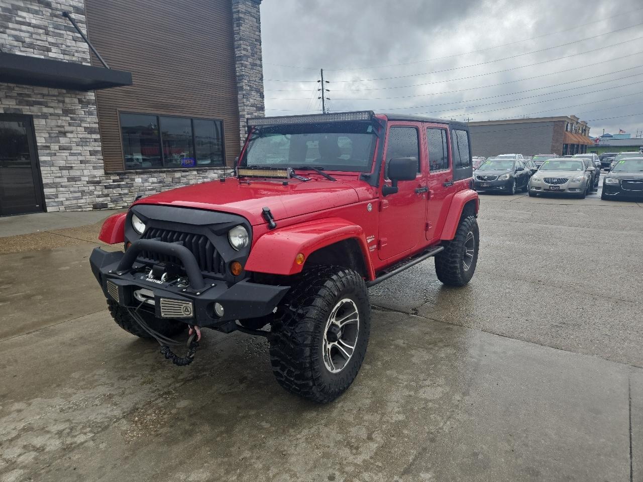 Jeep Wrangler Unlimited Sahara 4WD 2012