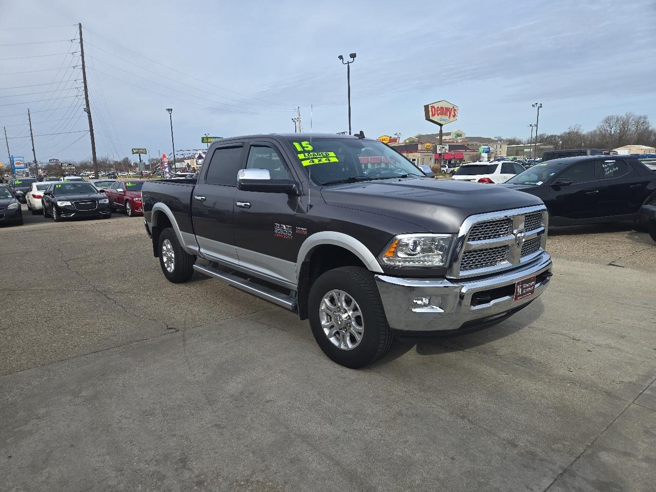 RAM 2500 Laramie Crew Cab SWB 4WD 2015
