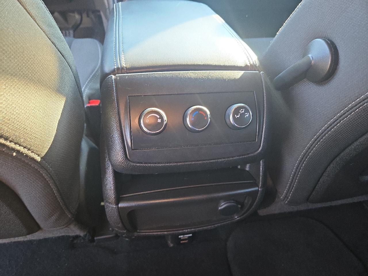 GMC Acadia SLE-2 AWD 2014