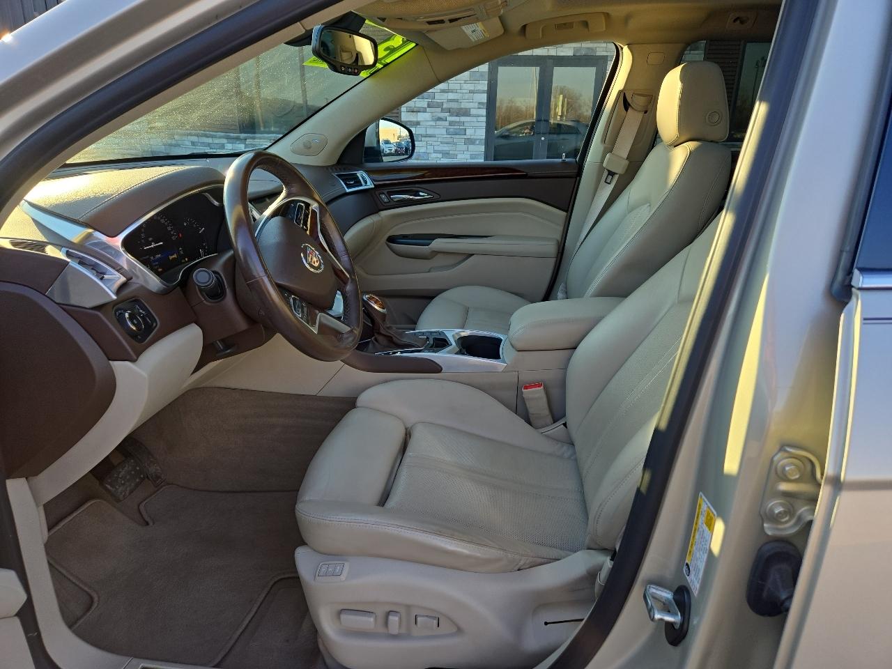 Cadillac SRX AWD Performance Collection 2013