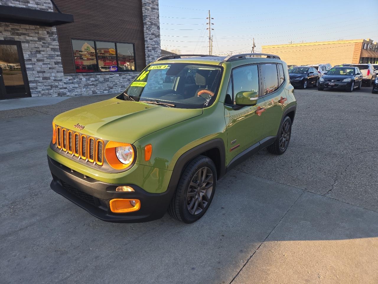 Jeep Renegade Latitude FWD 2016