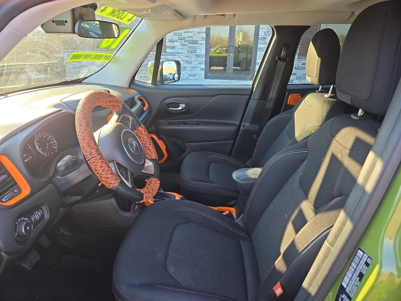 Jeep Renegade Latitude FWD 2016