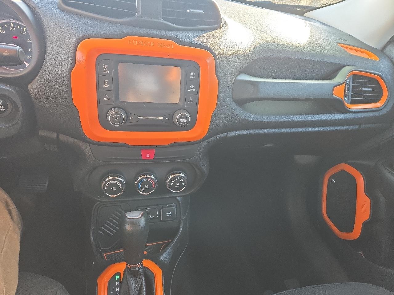 Jeep Renegade Latitude FWD 2016