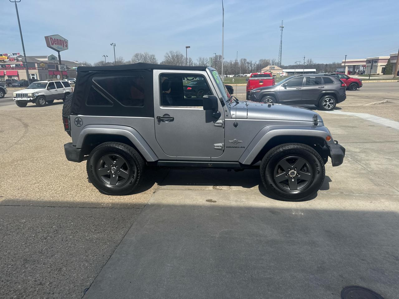 Jeep Wrangler Sport 4WD 2015
