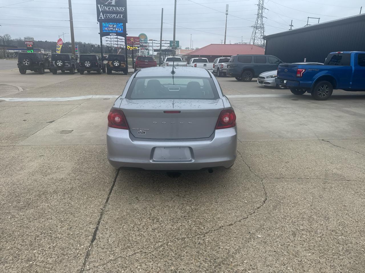 Dodge Avenger Base 2013