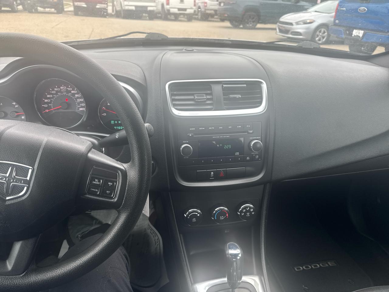 Dodge Avenger Base 2013