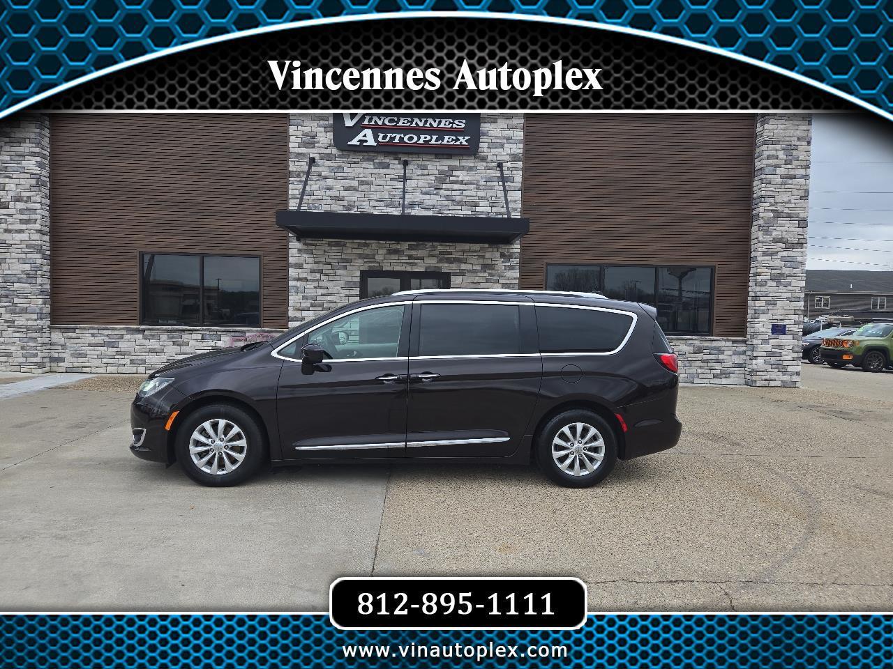 2018 Chrysler Pacifica Touring-L