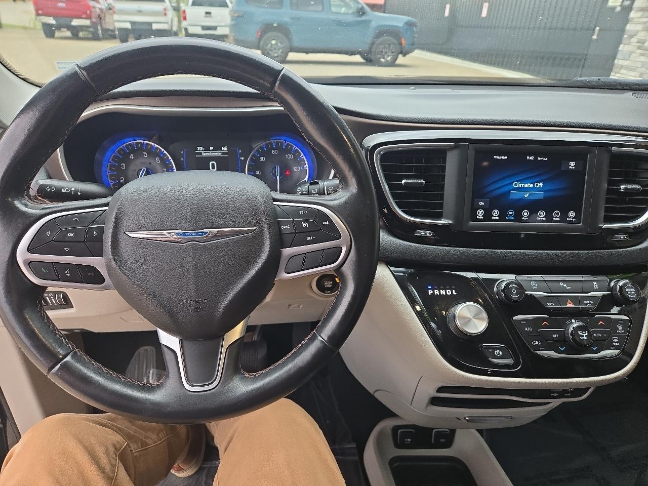 Chrysler Pacifica Touring-L 2018