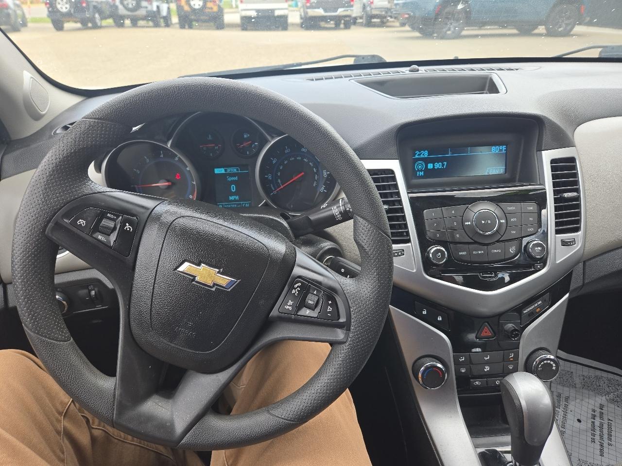 Chevrolet Cruze LS Auto 2014