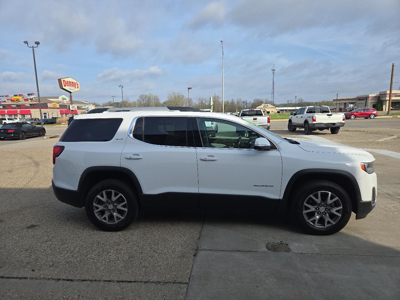 GMC Acadia SLT 2020