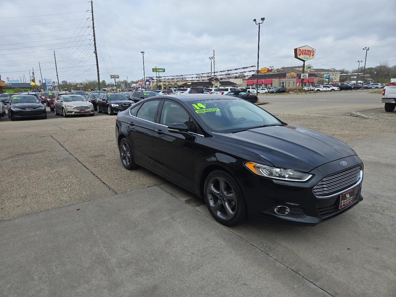 Ford Fusion SE 2014