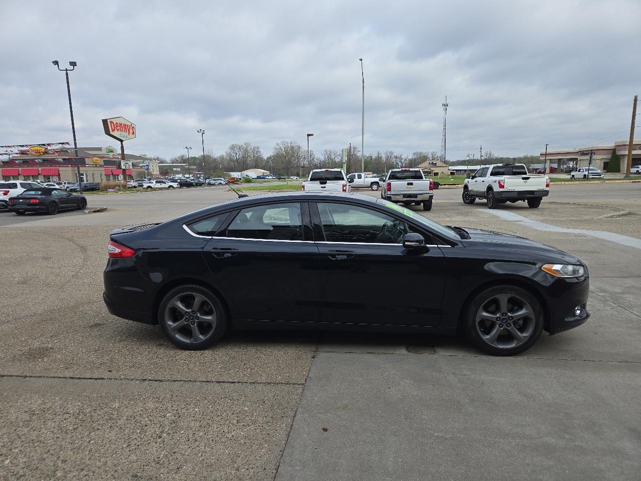 Ford Fusion SE 2014