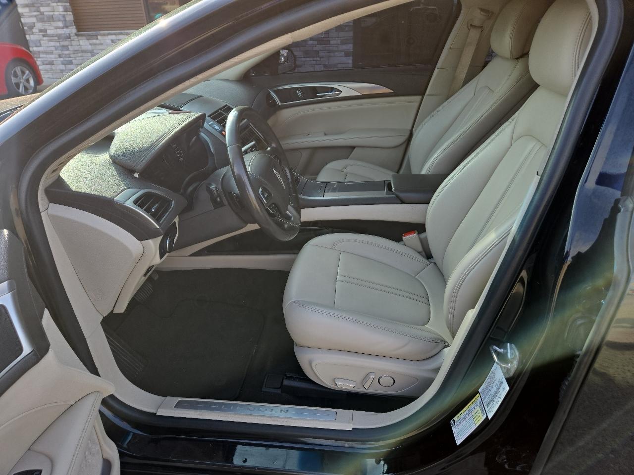 Lincoln MKZ Base AWD 2019