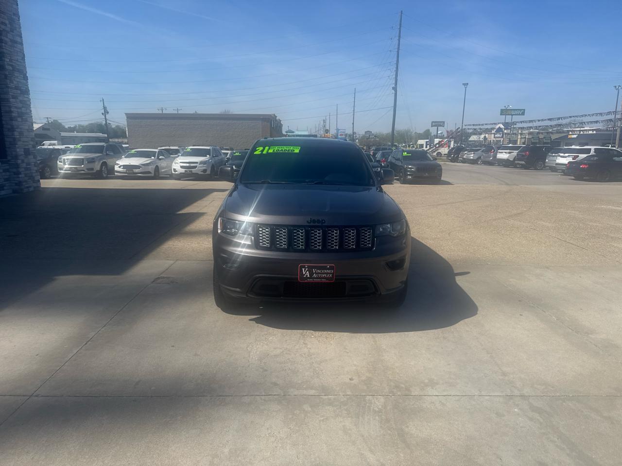 Jeep Grand Cherokee Laredo E 4WD 2021