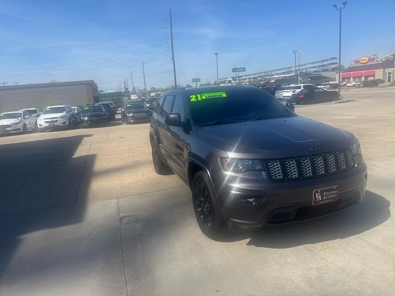Jeep Grand Cherokee Laredo E 4WD 2021