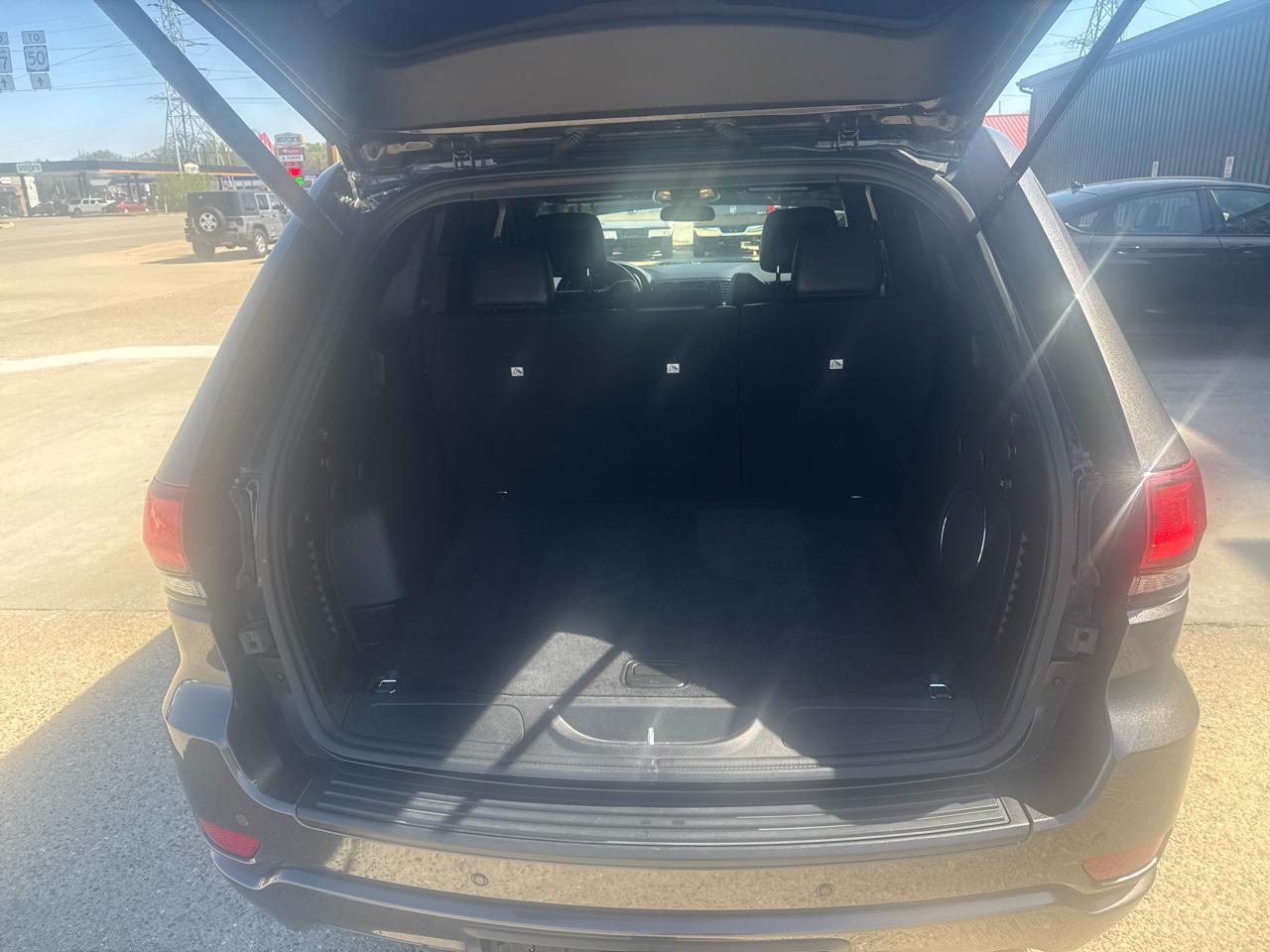 Jeep Grand Cherokee Laredo E 4WD 2021