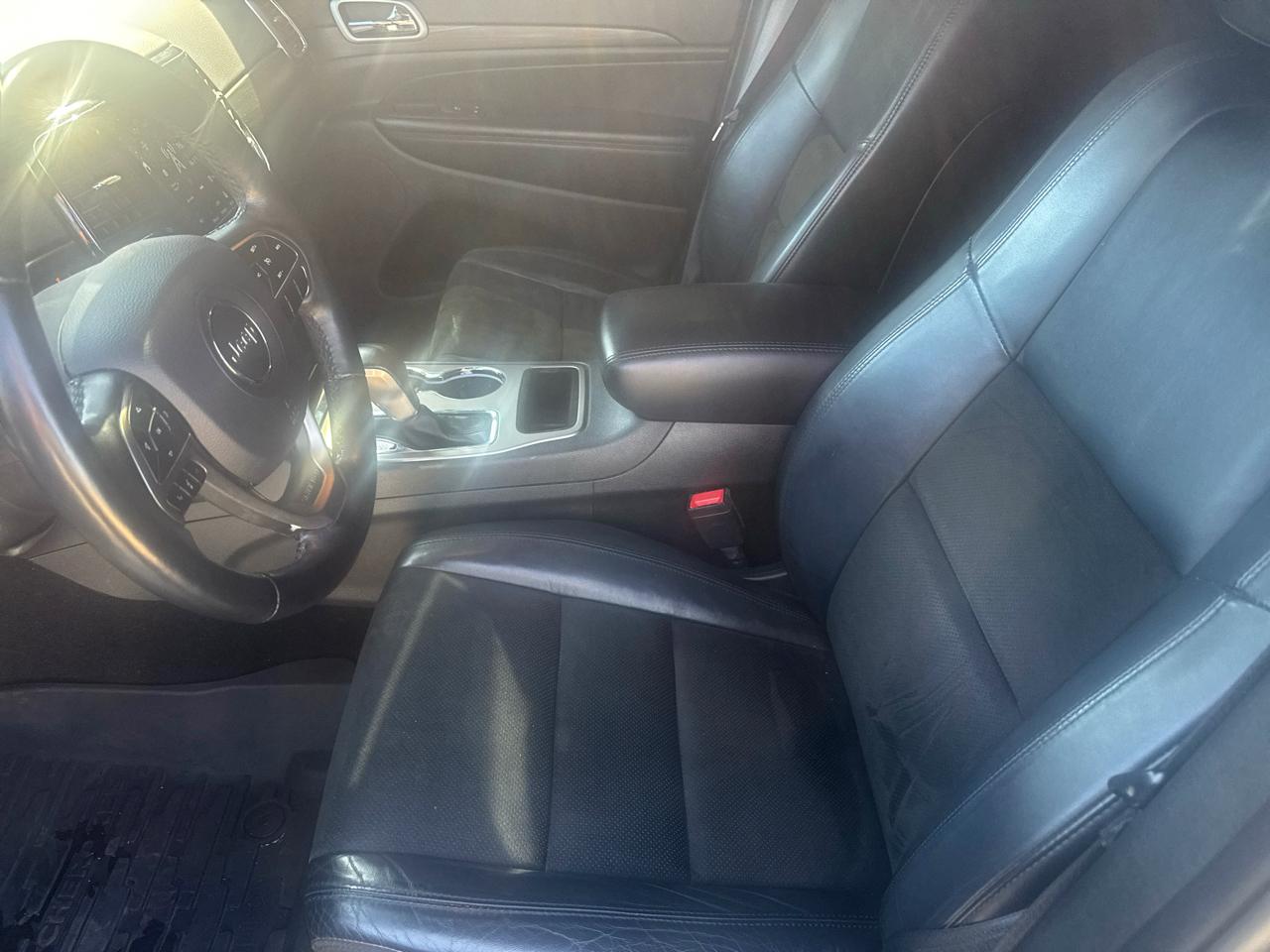 Jeep Grand Cherokee Laredo E 4WD 2021