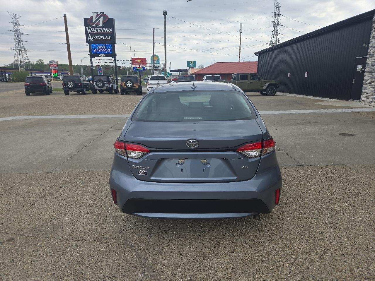 Toyota Corolla LE 2021