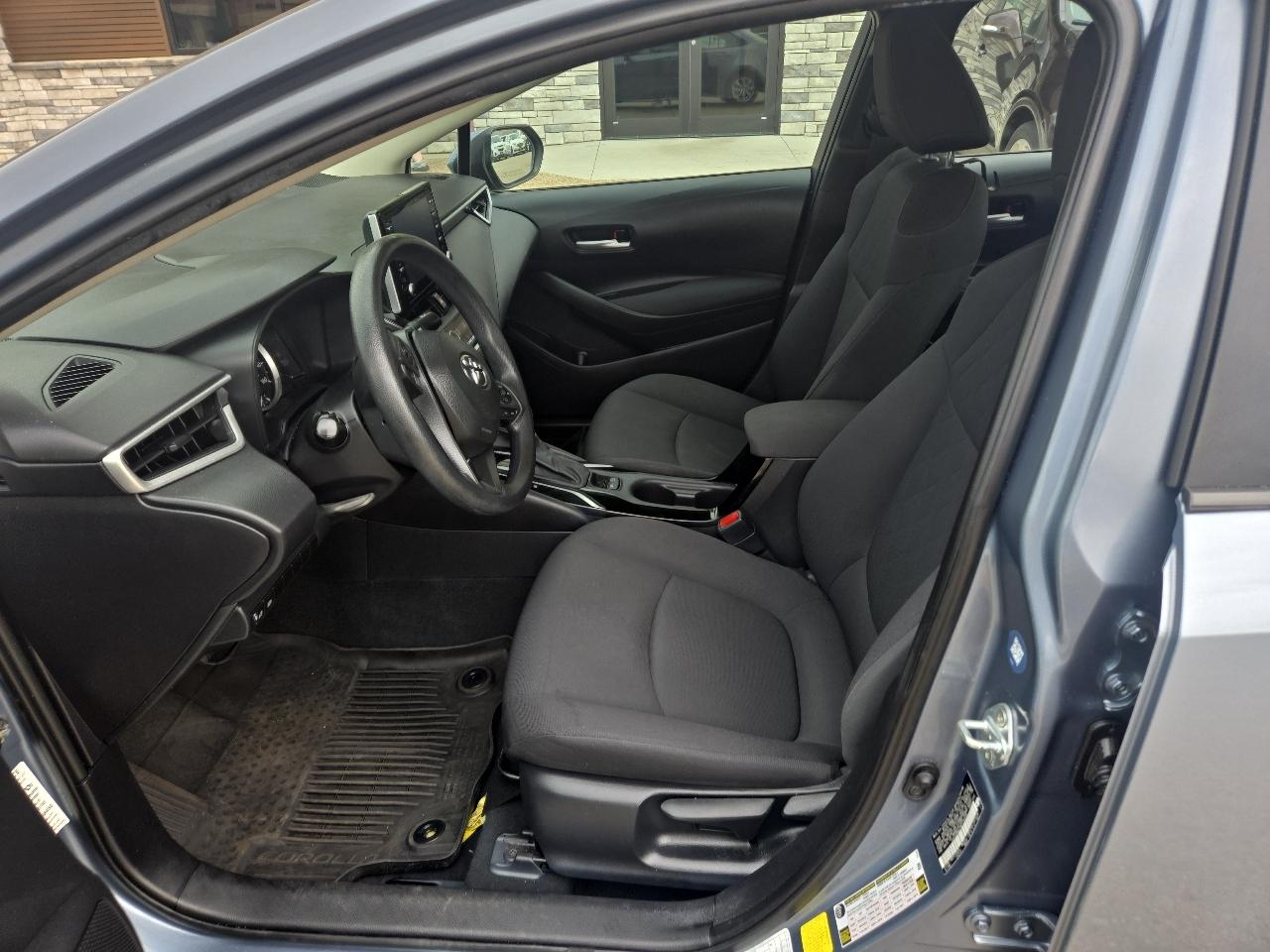 Toyota Corolla LE 2021