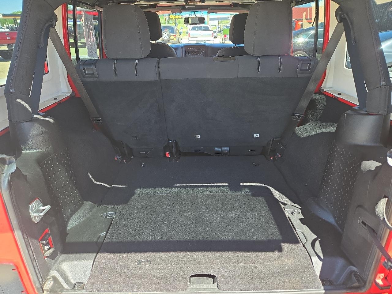 Jeep Wrangler Unlimited Sport 4WD 2013