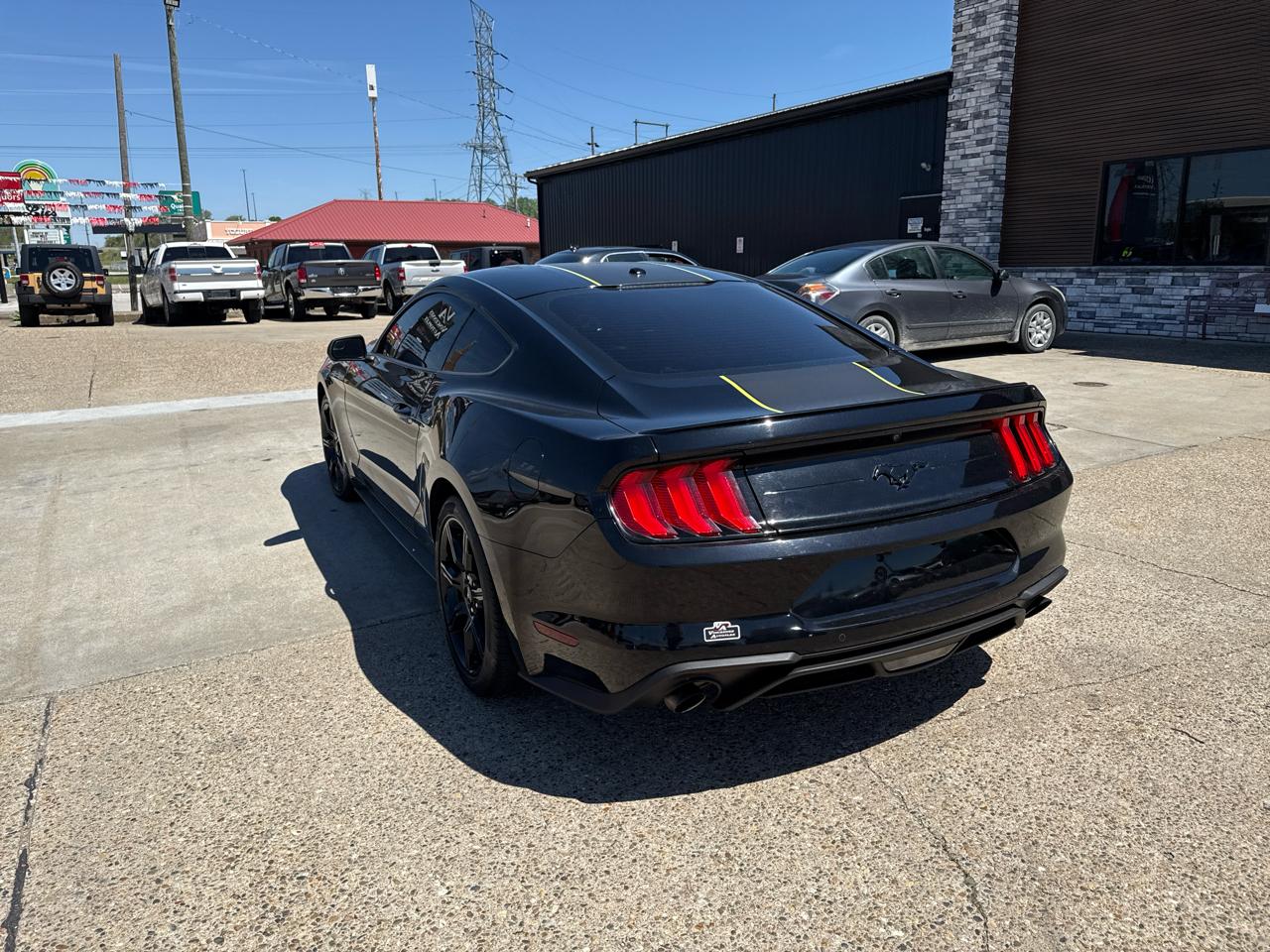 Ford Mustang EcoBoost Coupe 2019