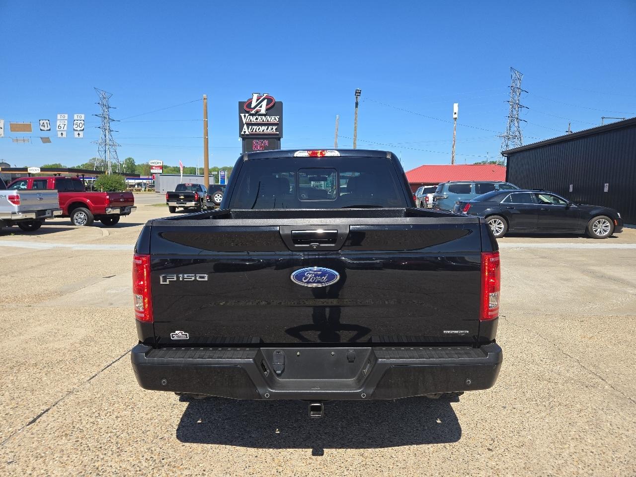 Ford F150 Lariat SuperCrew 5.5-ft. Bed 4WD 2016