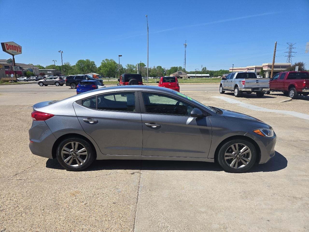 Hyundai Elantra Limited 2018