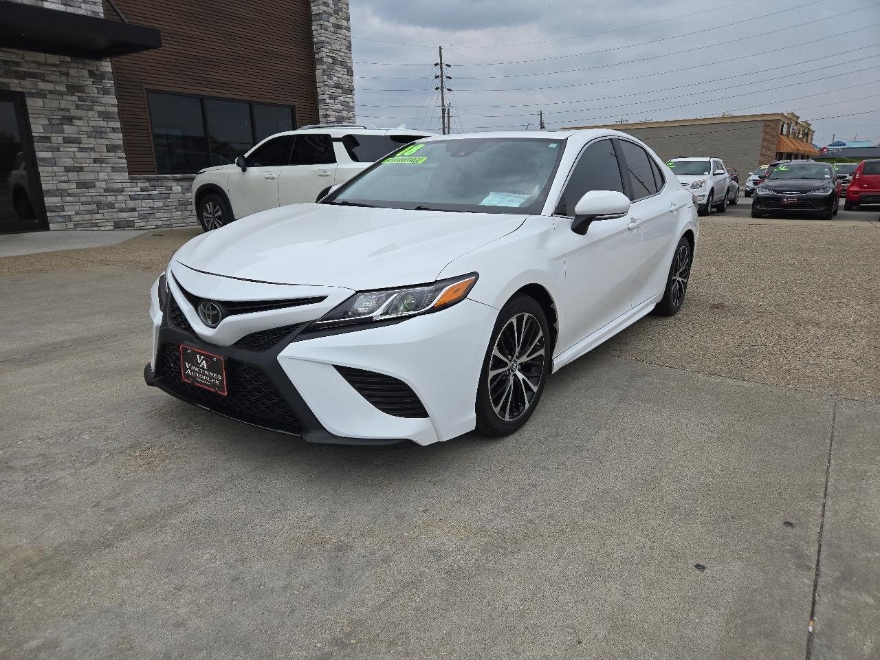 Toyota Camry  2018