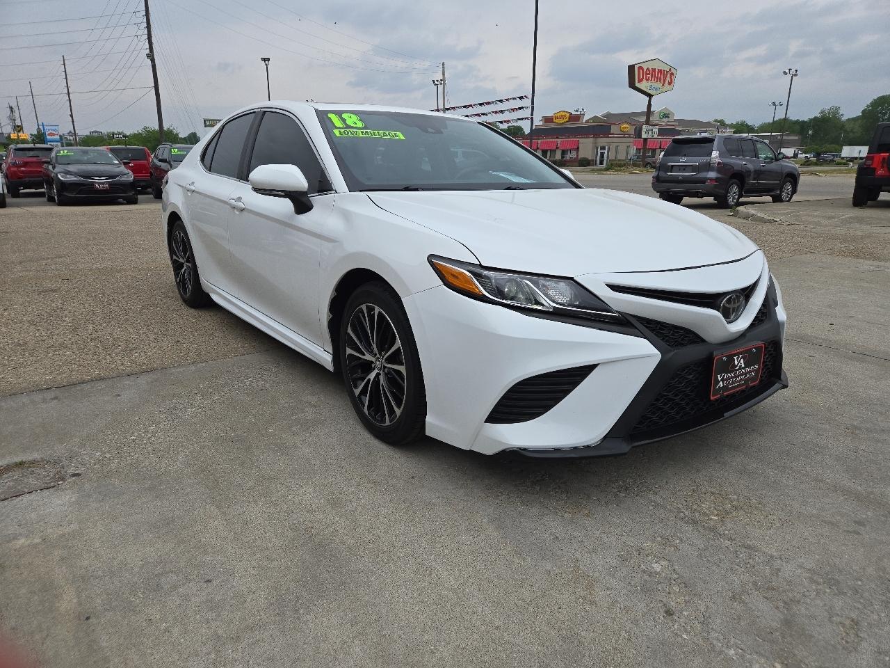 Toyota Camry  2018