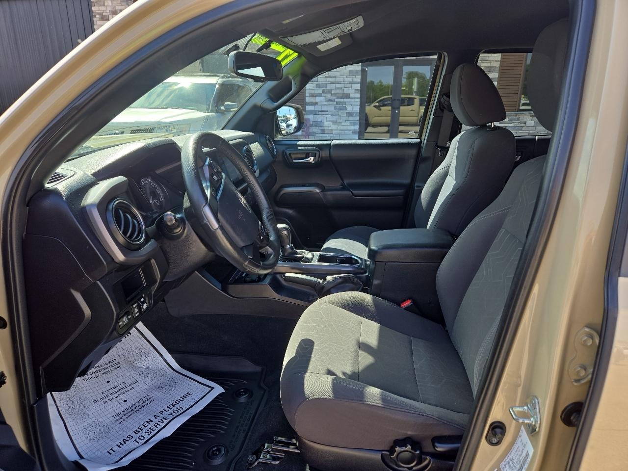 Toyota Tacoma SR5 Double Cab Long Bed V6 6AT 2WD 2017
