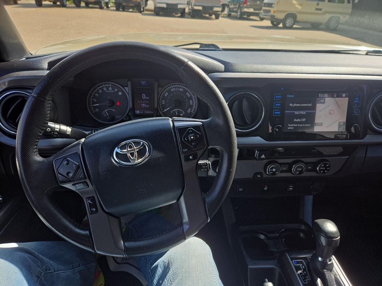 Toyota Tacoma SR5 Double Cab Long Bed V6 6AT 2WD 2017