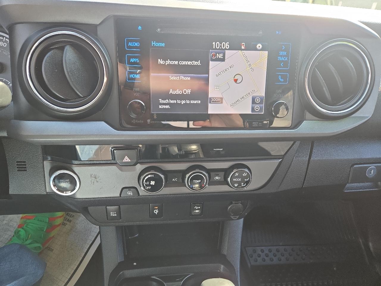 Toyota Tacoma SR5 Double Cab Long Bed V6 6AT 2WD 2017
