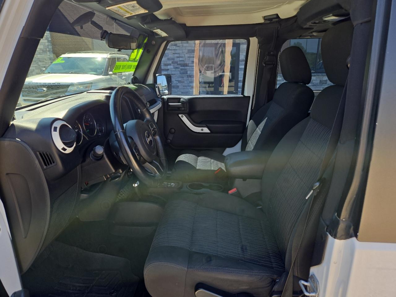 Jeep Wrangler Sport 4WD 2012
