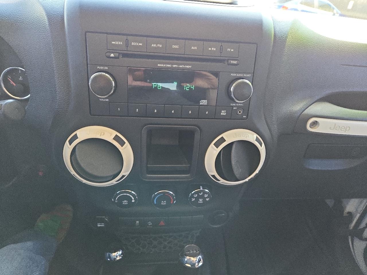 Jeep Wrangler Sport 4WD 2012