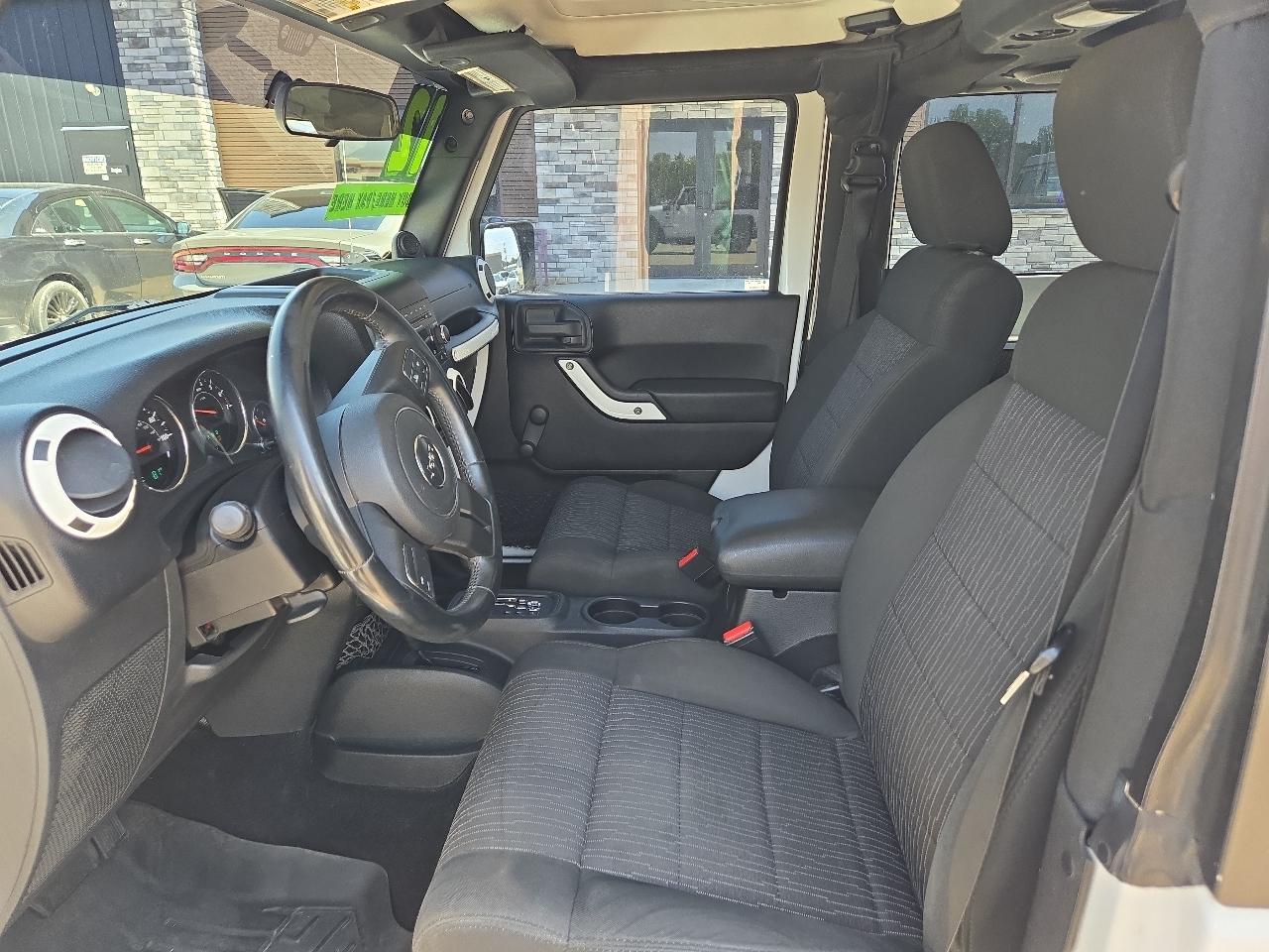 Jeep Wrangler Sport 4WD 2012