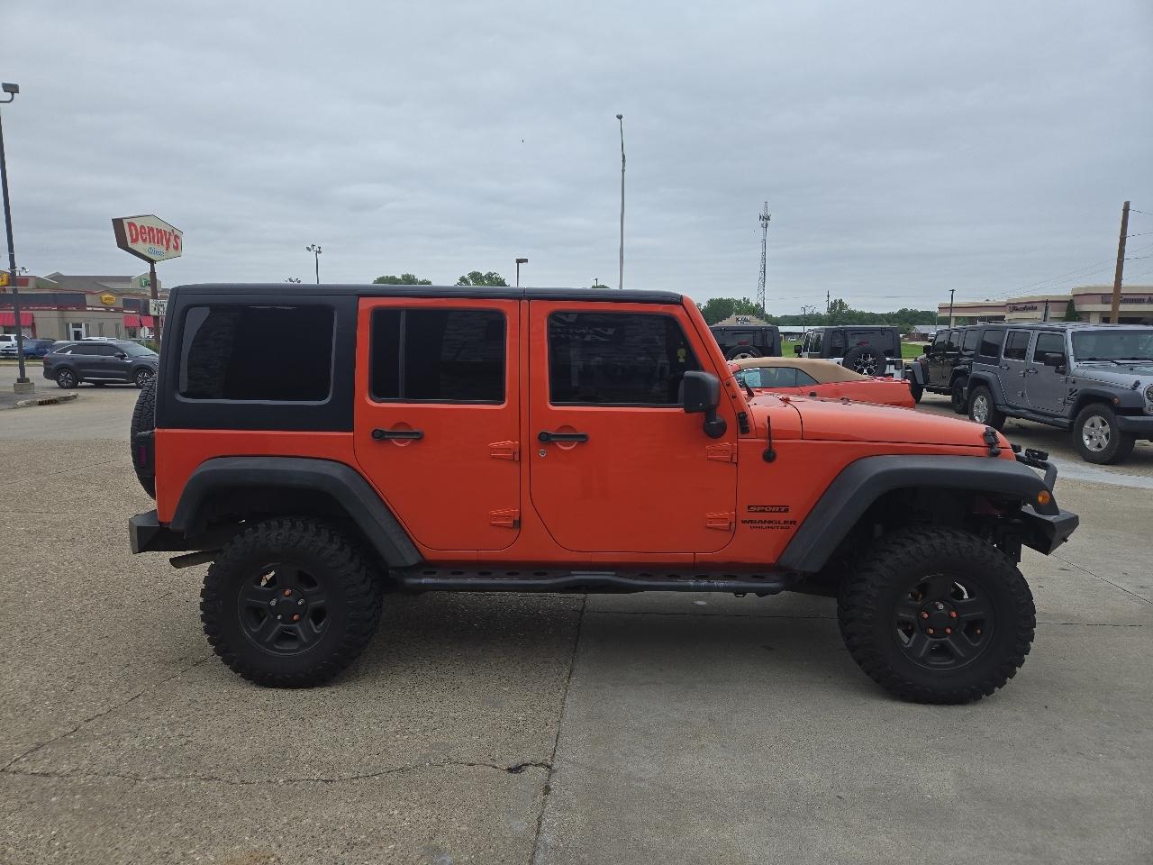 Jeep Wrangler Unlimited Sport 4WD 2015
