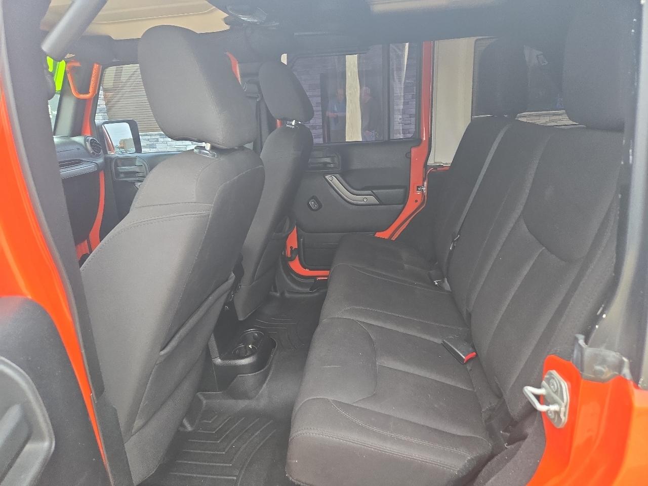 Jeep Wrangler Unlimited Sport 4WD 2015
