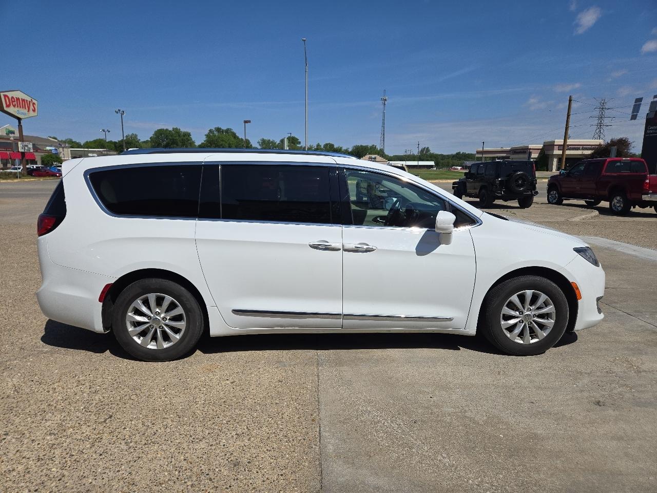 Chrysler Pacifica Touring-L 2018