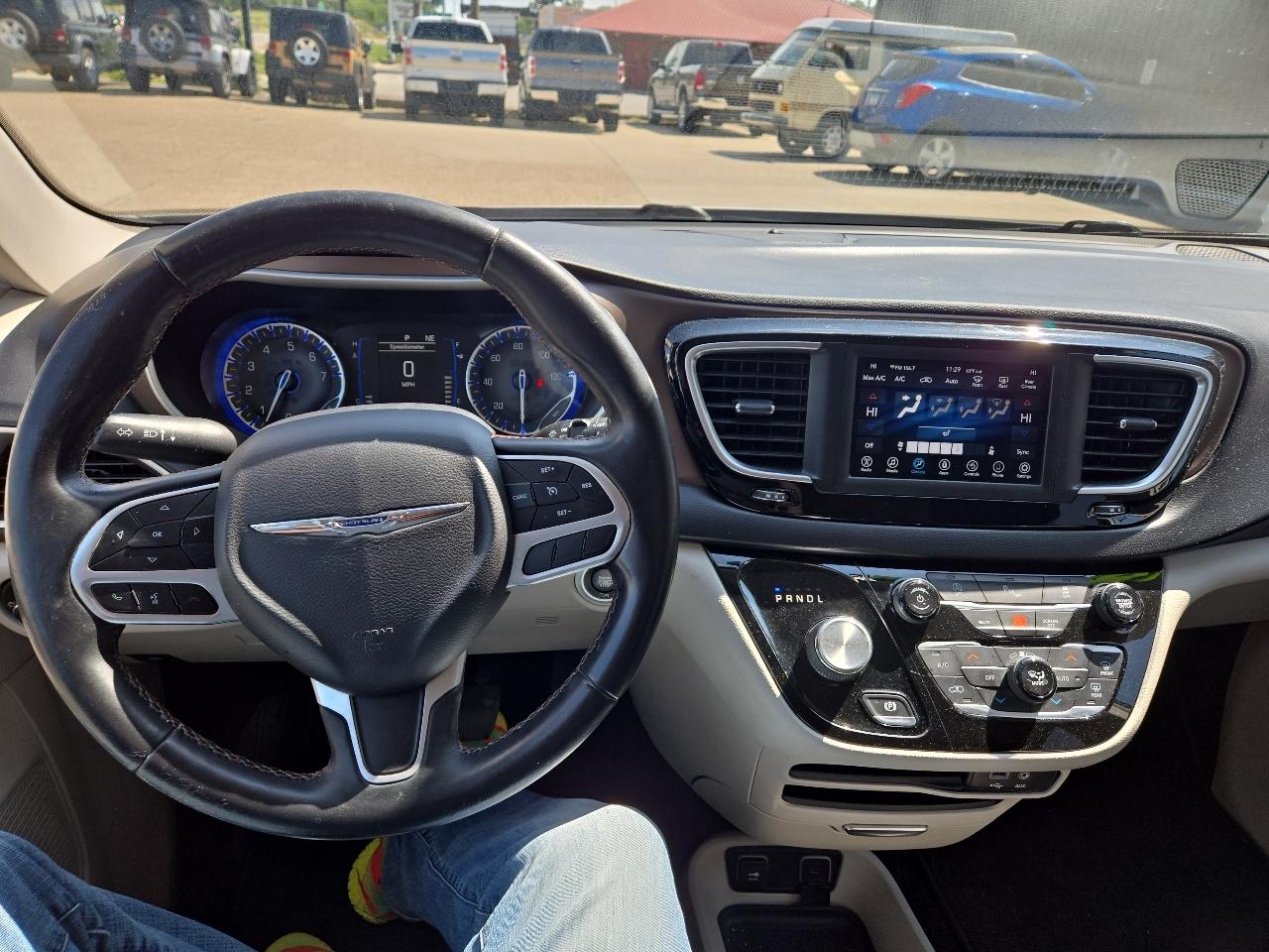Chrysler Pacifica Touring-L 2018