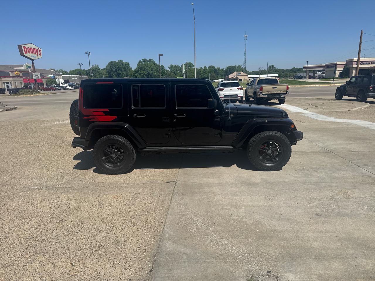 Jeep Wrangler Unlimited Sahara 4WD 2017