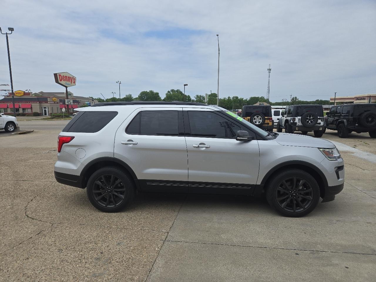 Ford Explorer XLT 4WD 2018