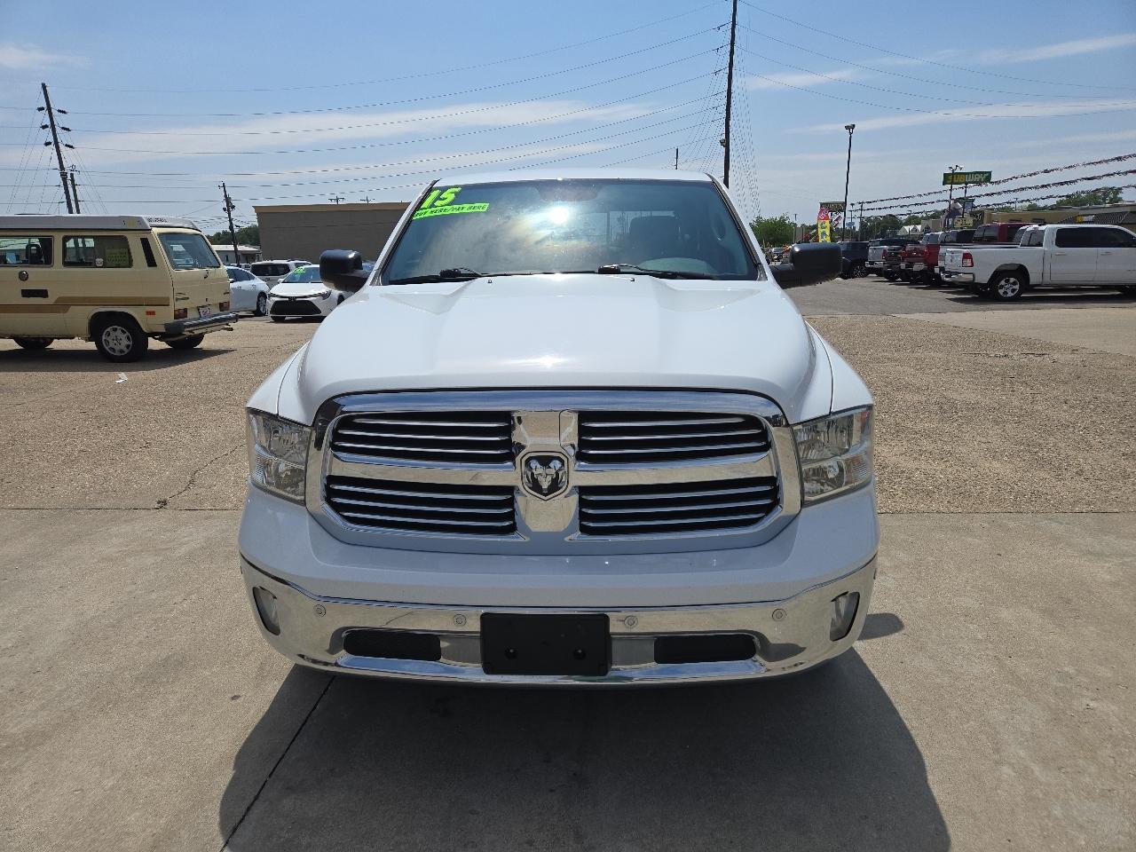 RAM 1500 SLT Crew Cab LWB 4WD 2015