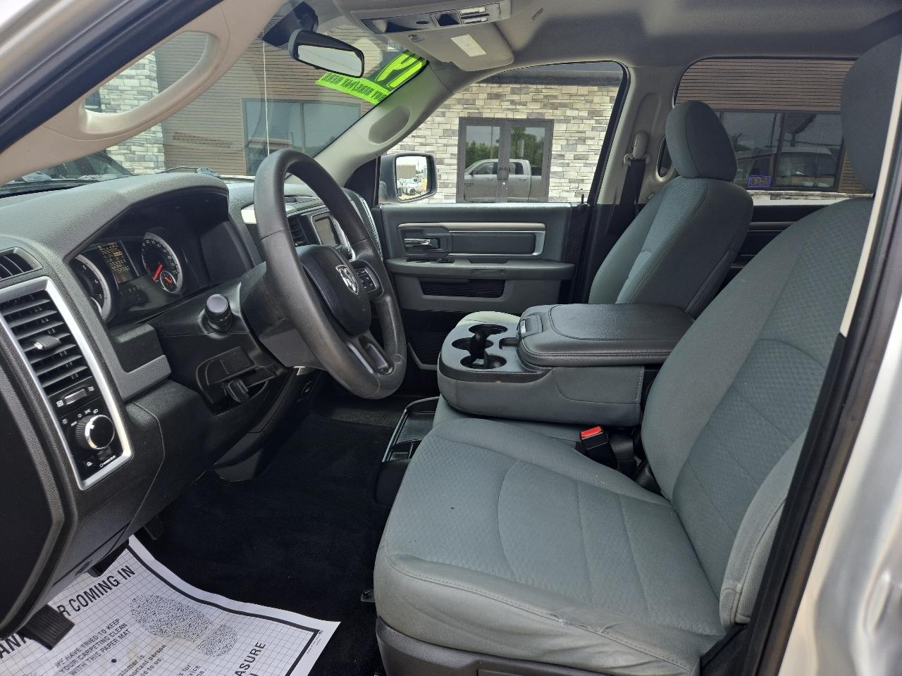 RAM 1500 Classic Tradesman Crew Cab LWB 4WD 2019