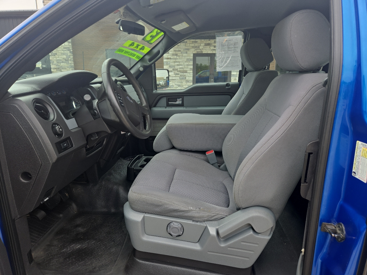Ford F150 XLT SuperCab 8-ft. Bed 4WD 2013