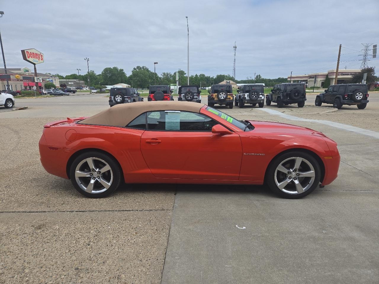 Chevrolet Camaro Convertible 2LT 2011