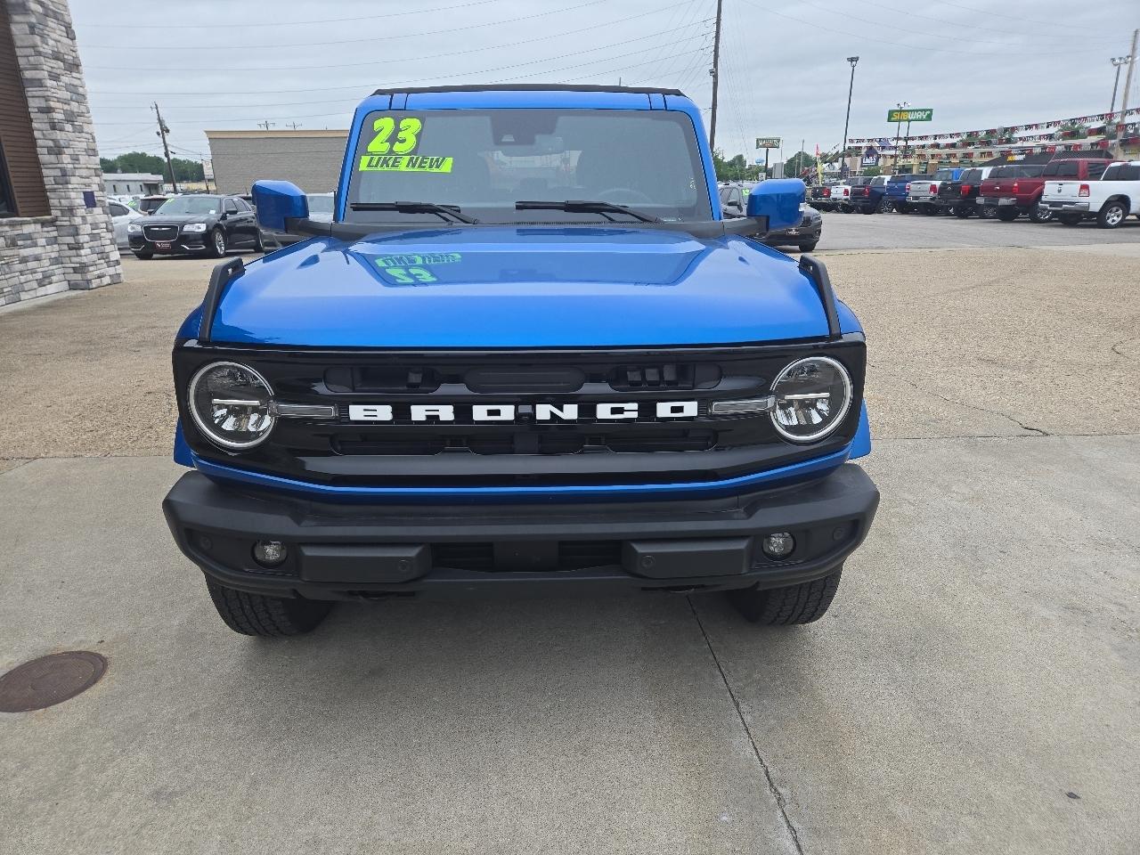 Ford Bronco Base 4-Door 2023