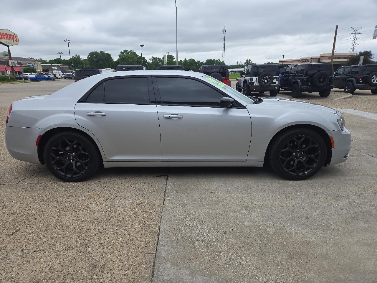 Chrysler 300 Touring 2019