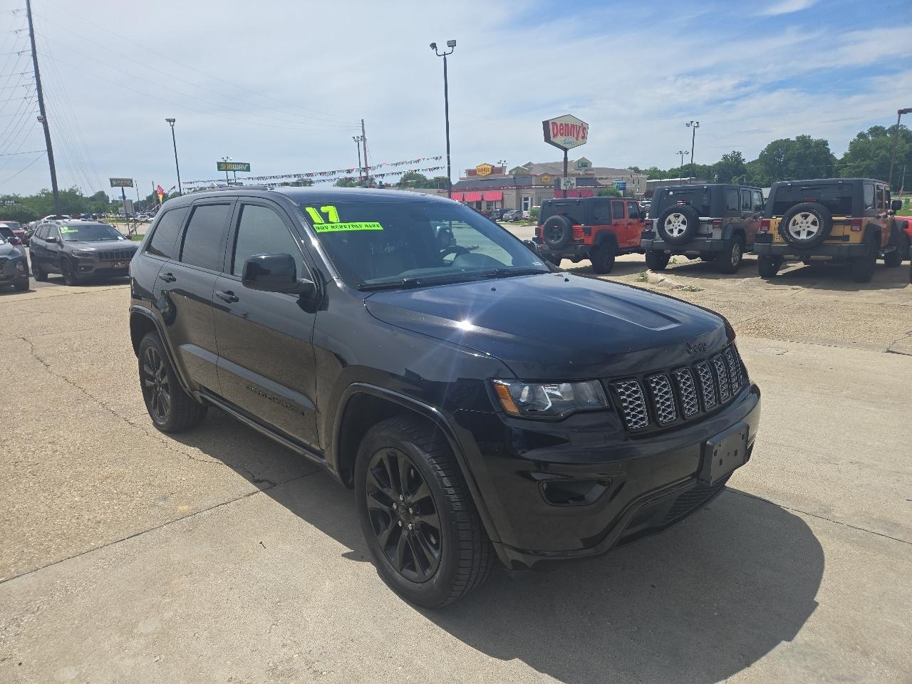 Jeep Grand Cherokee Laredo 4WD 2017
