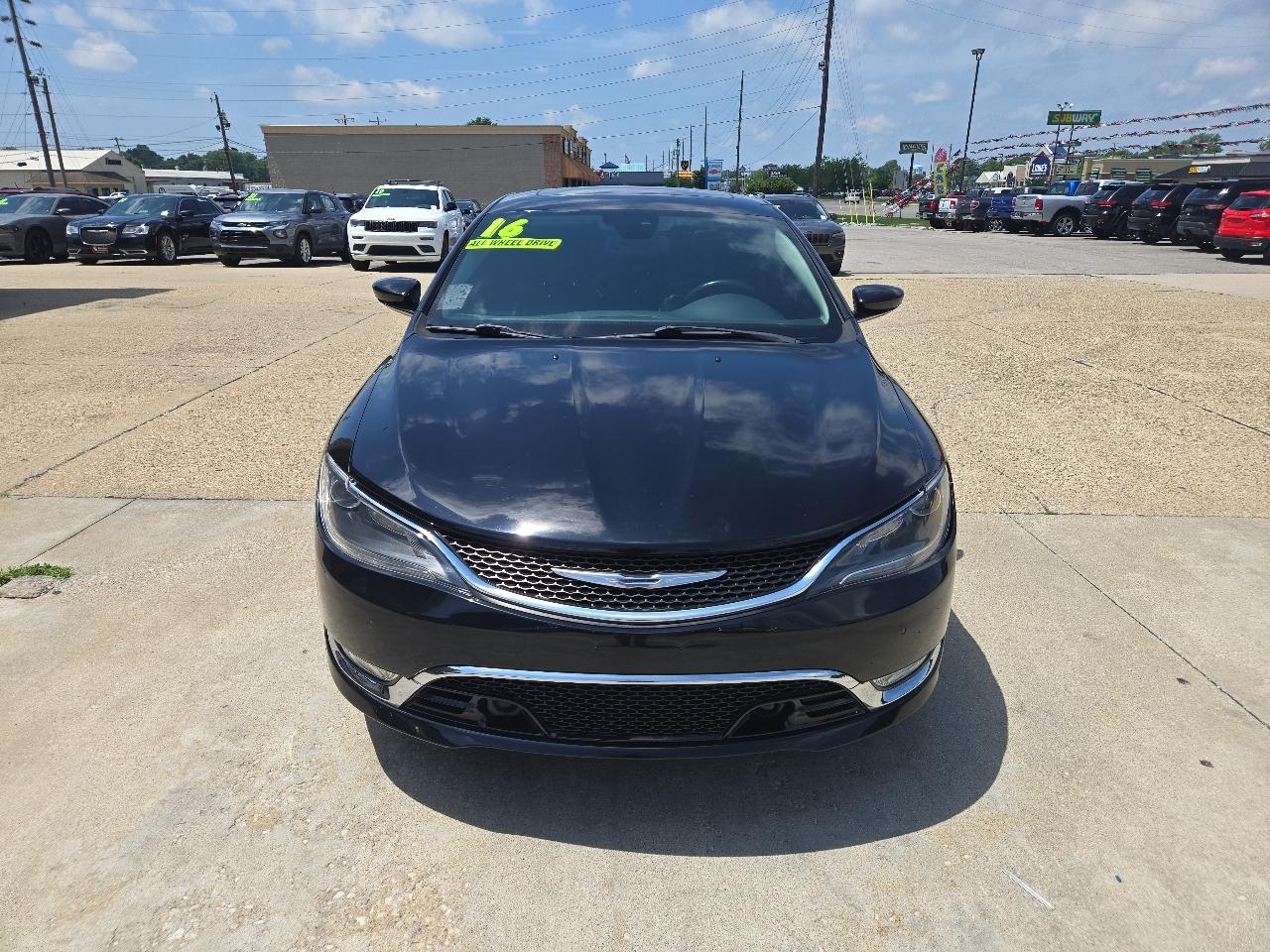 Chrysler 200  2016